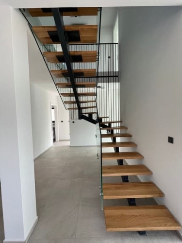 82f2d6c4-b2cd-476e-998a-b01c1d043508