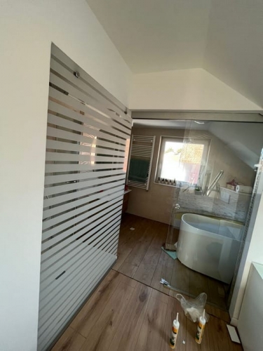 cf69e514-4cc0-4b00-859a-6cff5aad8fb8 (1)