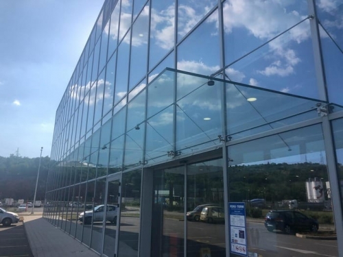 e26baf7a-5578-46bb-a673-4fcdd0602d75